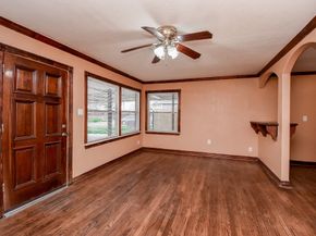 5419 Firefly Avenue, Houston TX 77017