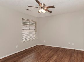 87 N Crossed Birch Place, The Woodlands TX 77381