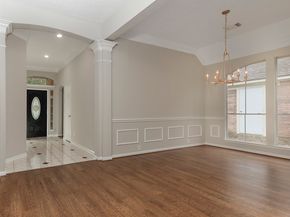 87 N Crossed Birch Place, The Woodlands TX 77381