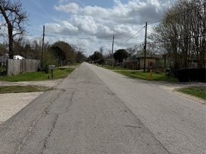 219 Dale Street, Houston TX 77060