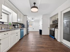 13902 Ambrose Street, Houston TX 77045