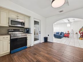 13902 Ambrose Street, Houston TX 77045