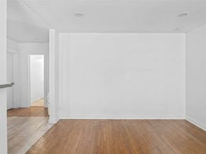 1740 Wroxton Court, Houston TX 77005