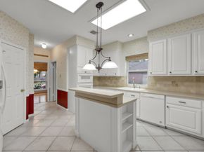 92 S Bonneymead Circle, The Woodlands TX 77381