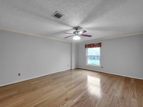 92 S Bonneymead Circle, The Woodlands TX 77381