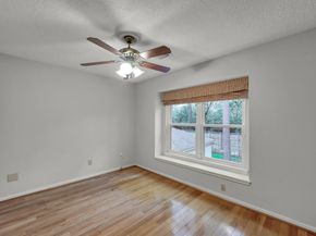 92 S Bonneymead Circle, The Woodlands TX 77381