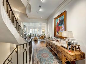 1239 Rue De La Paix Way B2, Houston TX 77056