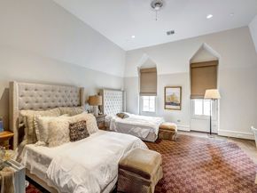 1239 Rue De La Paix Way B2, Houston TX 77056