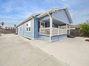 2219 Mckee Street, Houston TX 77009