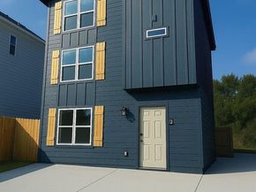 8021 Birmingham Street A/B, Houston TX 77028