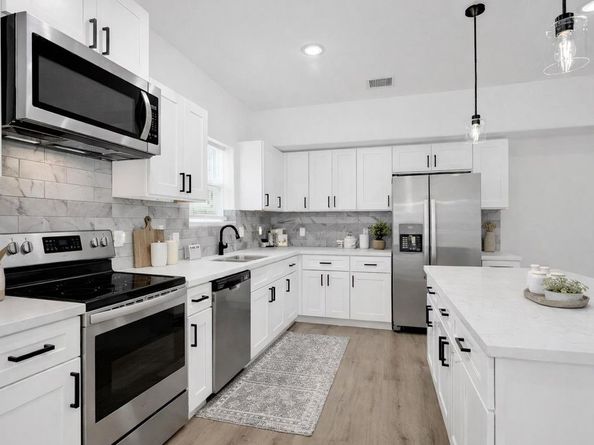 8021 Birmingham Street A/B, Houston TX 77028