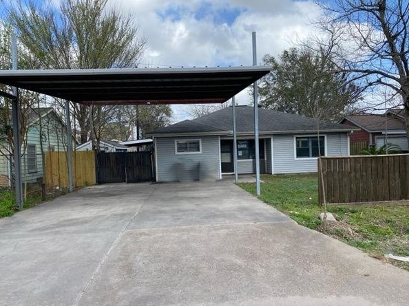 125 W Sunnyside Street, Houston TX 77076