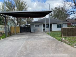 125 W Sunnyside Street, Houston TX 77076