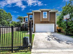 4617 White Rock Street, Houston TX 77051