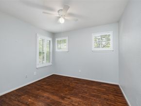 81 N Apple Springs Circle, The Woodlands TX 77382