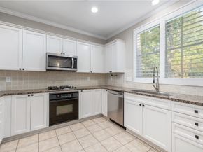 81 N Apple Springs Circle, The Woodlands TX 77382