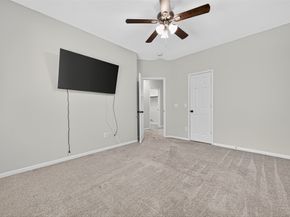 38 Wrens Song Place, The Woodlands TX 77382