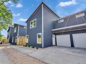 8102 Crestview Drive, Houston TX 77028