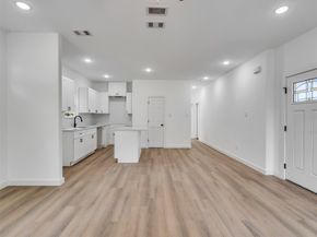 8102 Crestview Drive, Houston TX 77028
