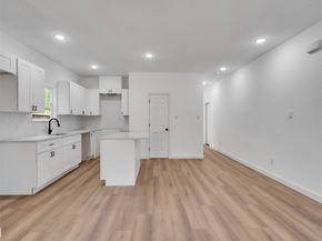 8102 Crestview Drive, Houston TX 77028