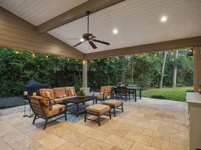 23 Hickory Ridge Drive, Houston TX 77024