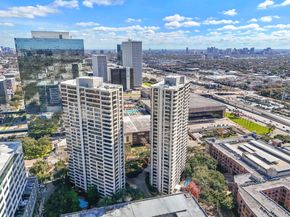 15 Greenway Plaza 12D, Houston TX 77046