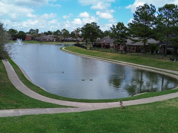 17323 Dakota Ridge Drive, Houston TX 77095