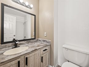 1920 Augusta Drive 7, Houston TX 77057