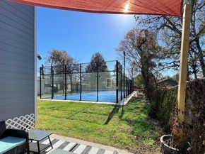 720 Caperton Street, Houston TX 77022