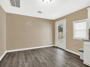 305 N Live Oak Street, Houston TX 77003