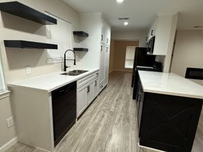 4747 Clover Street, Houston TX 77033