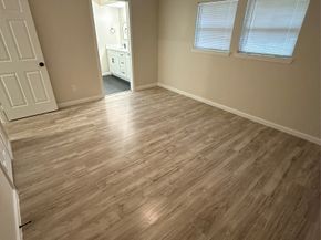 4747 Clover Street, Houston TX 77033