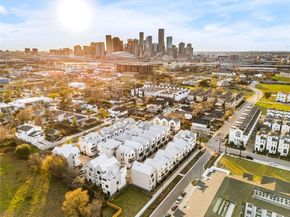 2819 Decker Place, Houston TX 77003