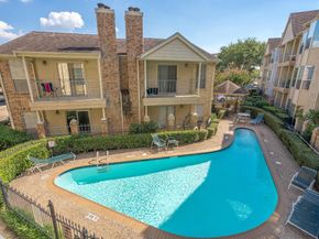 12550 Whittington Drive 203, Houston TX 77077