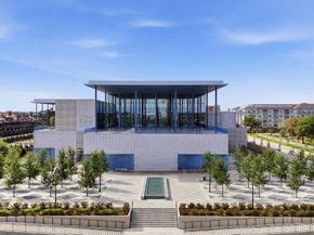 1406 Columbus Street 206, Houston TX 77019