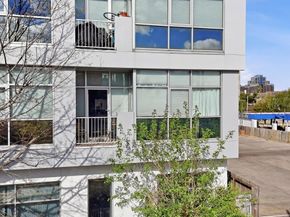 1406 Columbus Street 206, Houston TX 77019