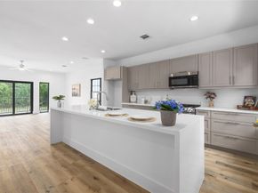 11916 S Hoa Sen Circle, Houston TX 77072