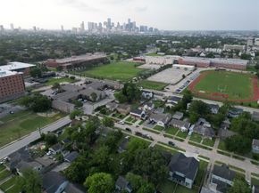 3616 Eagle Street, Houston TX 77004
