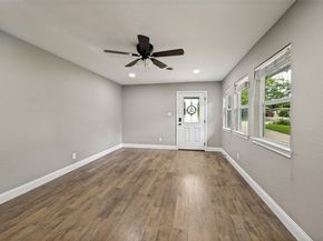 5204 Trail Lake Drive, Fort Worth TX 76133