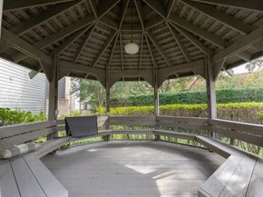 8800 Woodway Drive 10, Houston TX 77063