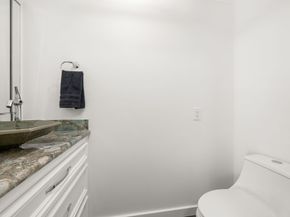 5747 Jackwood Street, Houston TX 77096