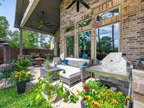 9979 Pebble Glen Drive, Conroe TX 77304