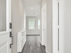 9431 Jutland Road, Houston TX 77033