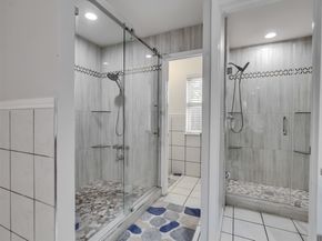 10027 Glenkirk Drive, Houston TX 77089