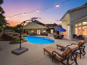 18 Dusk Valley Court, Spring TX 77379