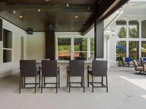 18 Dusk Valley Court, Spring TX 77379