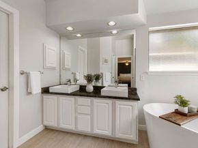 50 W New Avery Place, The Woodlands TX 77382