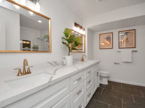 2619 Stoney Brook Drive, Houston TX 77063