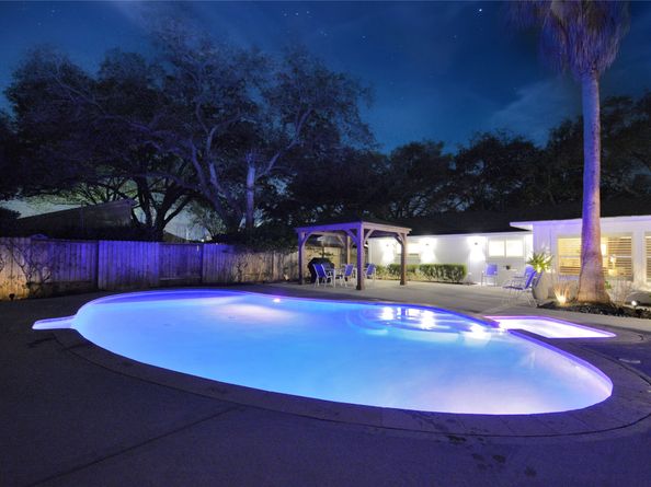 2619 Stoney Brook Drive, Houston TX 77063
