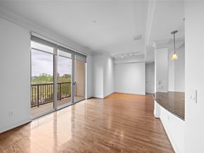 3333 Allen Parkway 505, Houston TX 77019